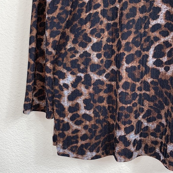 •DKNY• {ribbed} Mock-neck Semi-Sheer |lined| leopard print [long-sleeved] Top XL - Picture 8 of 14